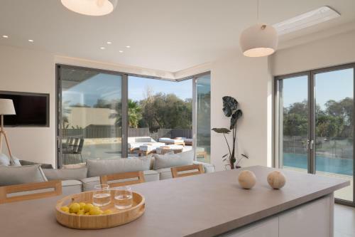 Melia Athina Luxury Villa