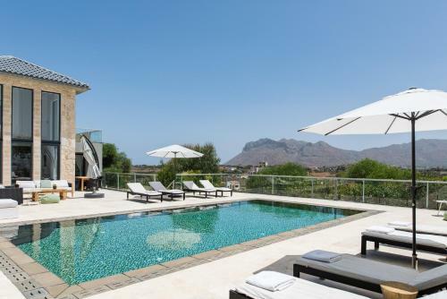 Seacrete Villas