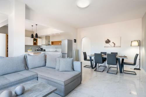 West City Apartment