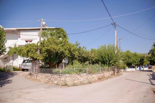 Armenoi Village-garden & Veggies