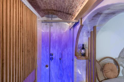 Kom House,