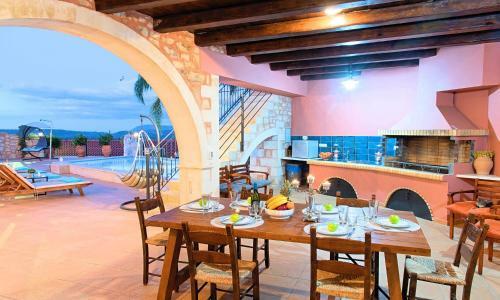 Steve Kois Villa Heated Pool