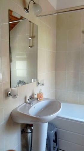 Cozy New Apartments Nea Chora