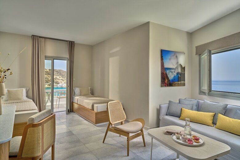 Hotel Ios Palace