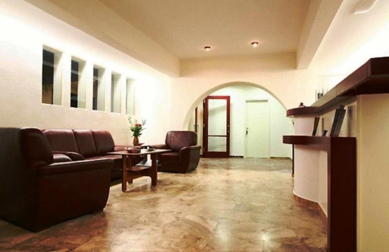 Hotel Aeolis