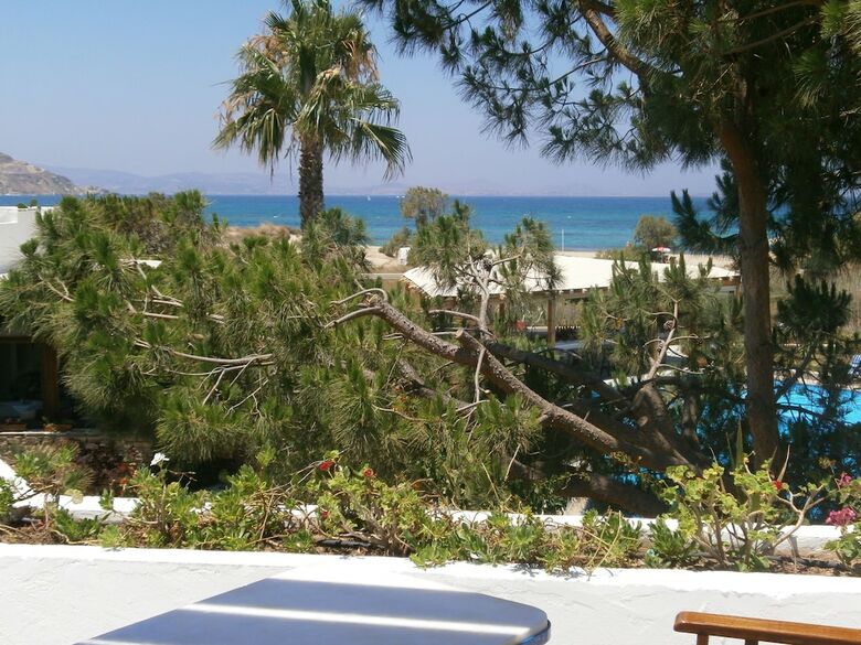 Hotel Alkyoni Beach