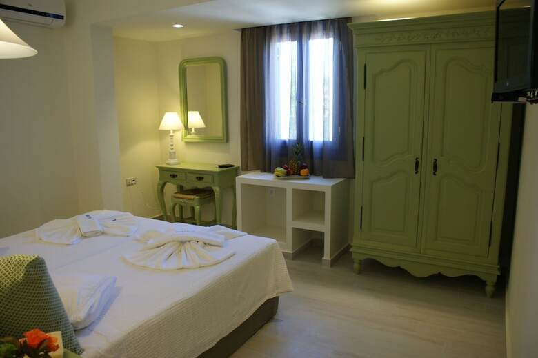 Hotel Alkyoni Beach