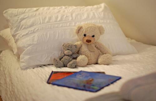 Westbury Cross House Bed & Breakfast
