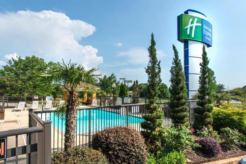 Holiday Inn Express Hotel & Suites Anderson I-85 (Hwy 76, Exit 19b)