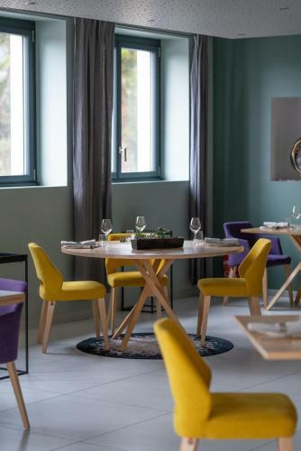 Hotel H�tel L'ouvr�e