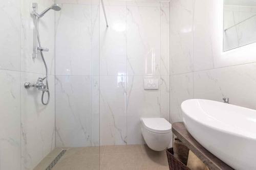 Apartment In Silo/insel Krk 13505