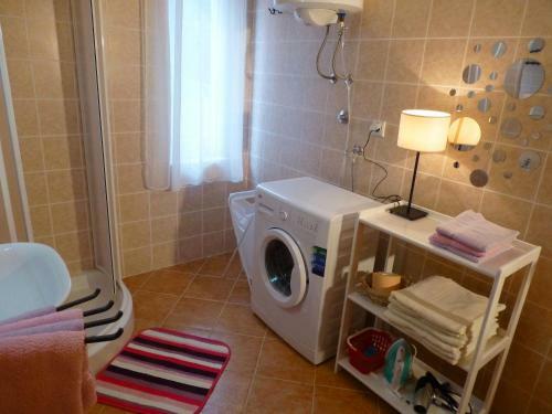 Apartments Kvesi?