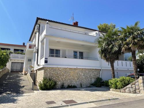 Apartments With A Parking Space Silo, Krk - 18717