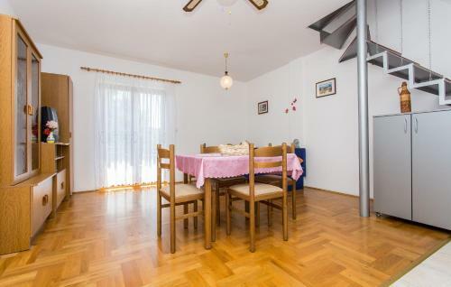 Apartman Cekovi?