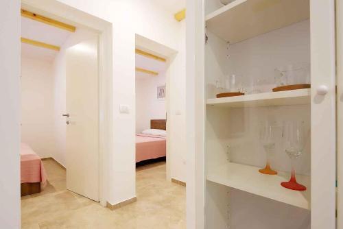 Apartment In Silo - Insel Krk 39710