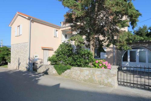 Apartment In Silo - Insel Krk 41833