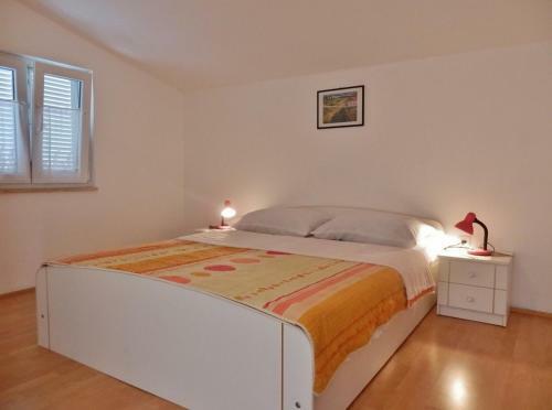 Apartments Makic - With Parking