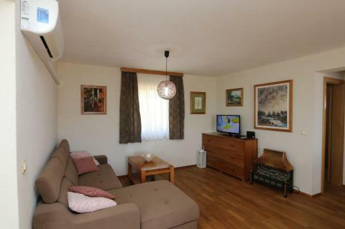 Apartment Mima