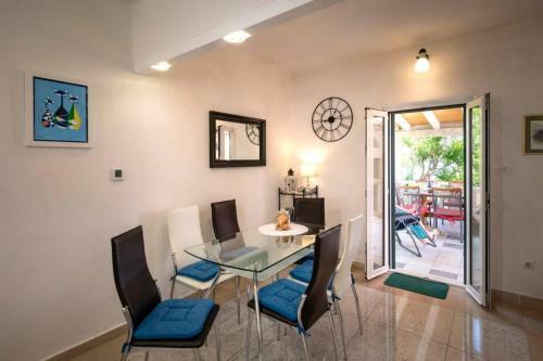 Nice House With Pool-splitska