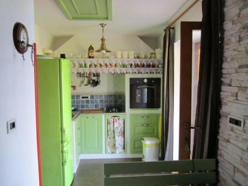 Hostal Holiday Home Lumanera