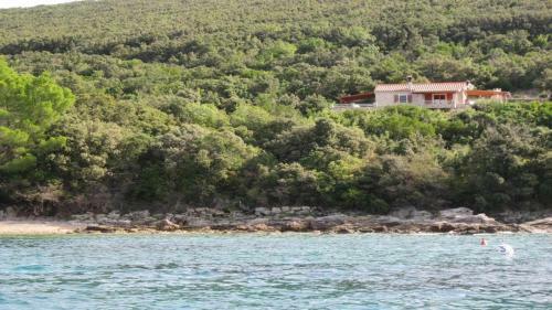 Hostal Holiday Home Lumanera