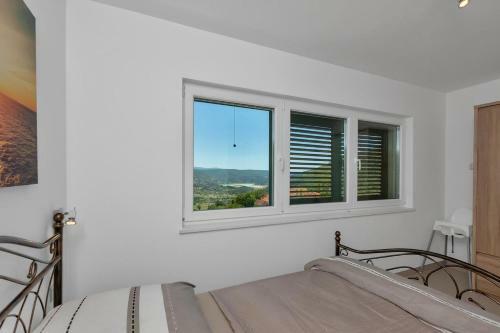 Luxury Villa With A Swimming Pool Studenci, Zagora - 18483