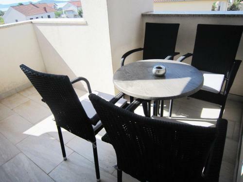 Apartamentos M&b Guest House Srima