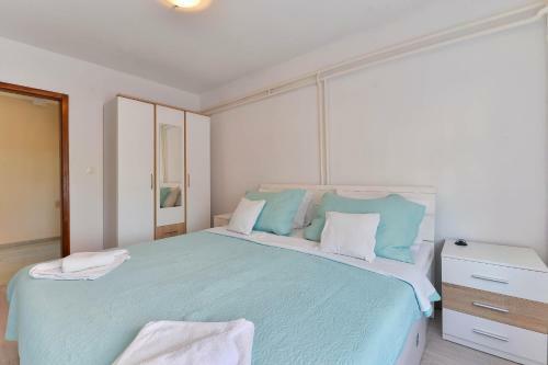 Villa Holiday House Vesna With Pool