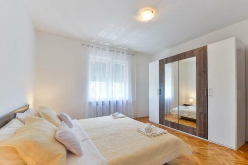 Villa Holiday House Vesna With Pool