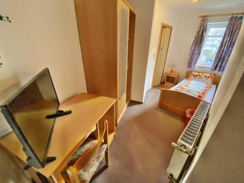 Hostal Mondo Hotel
