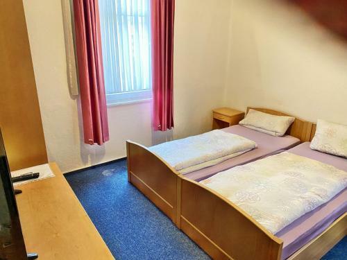 Hostal Mondo Hotel