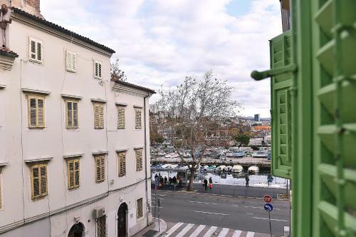 Apartment Gold River Rijeka