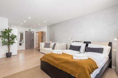 Molo Longo - Central Apartments & Rooms