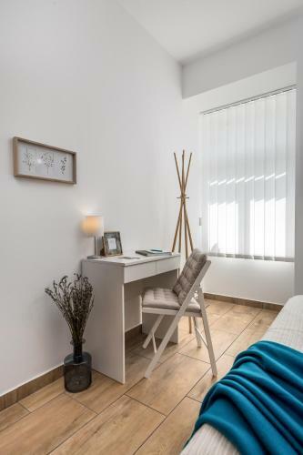 Apartment Five