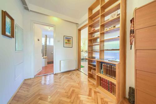 Apartment In Rijeka 38182
