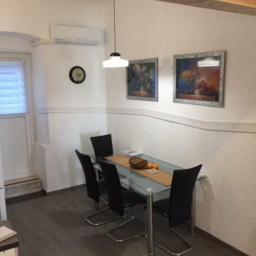 Apartment Max 4 Stars