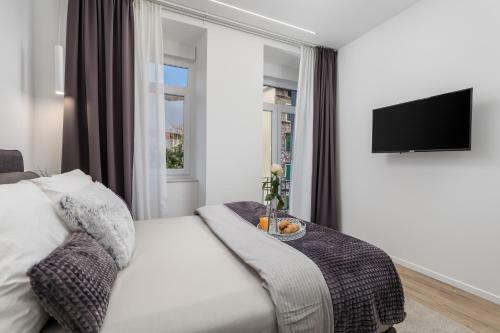 Saint Vitus Apartments With Balcony