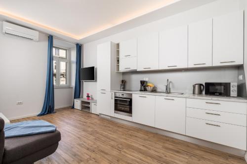 Apartments Mary