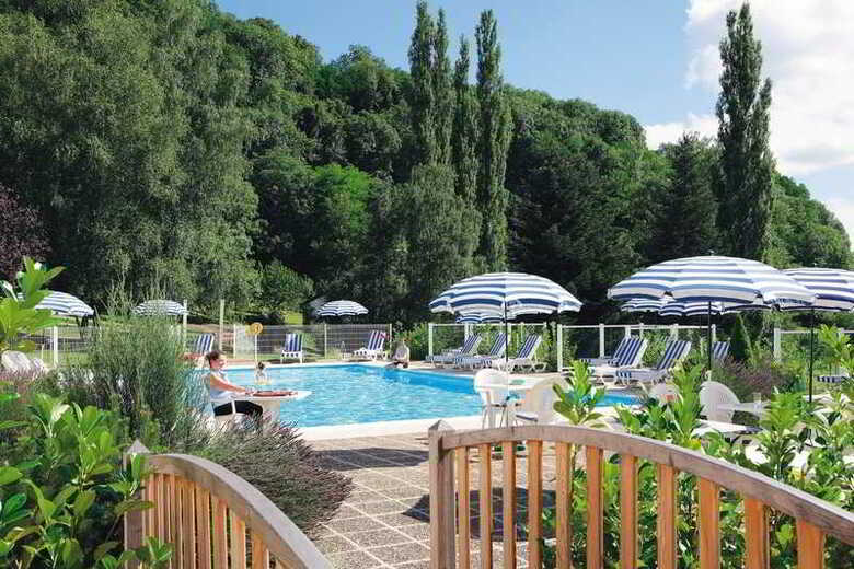 Hotel H�tel Restaurant Le Domaine Du Revermont