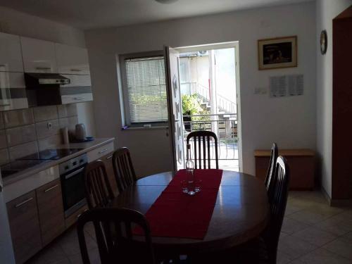 Apartments In Senj 39740