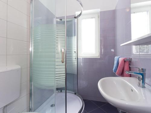 Apartment Suzana - Snj138