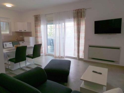Apartments In Stinjan/istrien 38084