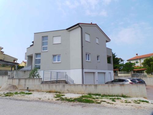 Apartments In Stinjan/istrien 38084