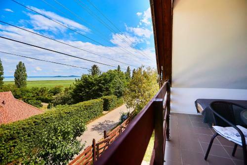 Kil�t�s A T�ra Apartman