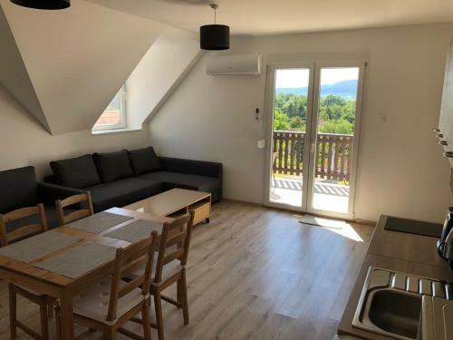 Pupos Apartman Szigliget