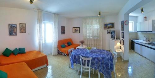 Apartment Stupin Celine 10321b