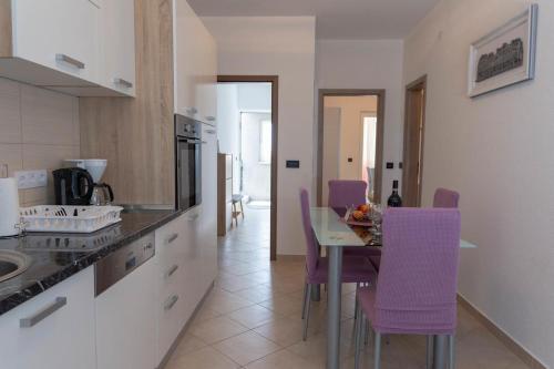 Apartments With A Parking Space Rogoznica - 18086
