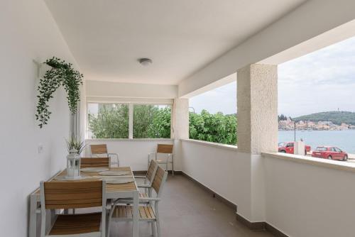Apartment Zvon - 10 M From Sea