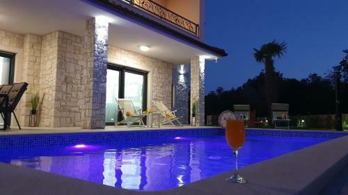 Luxury Villa Sara In Malinska