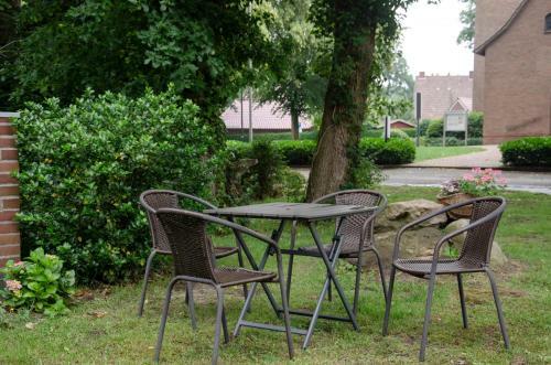 Hostal Emsland G�stezimmer Und Appartements